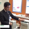 株式会社シンキーはBIO tech 2014にて、自転・公転ミキサー「あわとり練太郎」を出展。 自転と公転の遠心力で、攪拌と脱泡の同時処理を行えるミキサーを紹介。