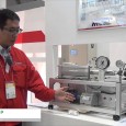 株式会社堀内機械はIFPEX 2014にて、HKBエアーハイドロブースタを出展。 簡単な空圧回路で油圧ポンプを必要としない高出力システムを組むことができる空油圧変換ブースタを紹介。