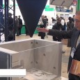 黒崎播磨株式会社はFC EXPO 2015にて、高機能断熱材「WDS」を出展。