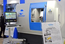 ゴーショーが取り扱う独・シュッテ社の高精密5軸CNC研削盤「335linear」(Grinding Technology Japan 2025)