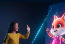 TELMIC(テルミック)が「Fantasia Screen」を発表 既存ディスプレイを“参加型”に、来場者の動きをリアルタイム反映